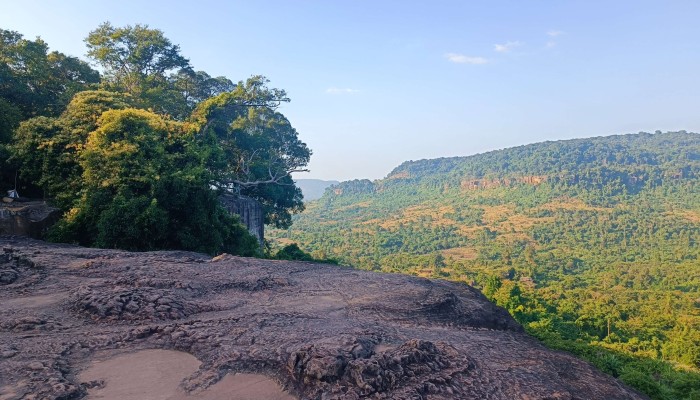 Angkor private tour 2 days with Phnom Kulen